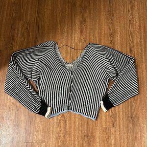 Urban Outfitters Off the Shoulder Sweater Size XS